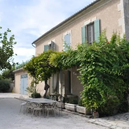 Neville Holiday home *