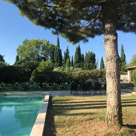 Neville Holiday home