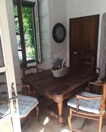 Neville Holiday home Chateaurenard