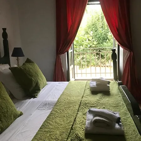 Neville Holiday home Chateaurenard